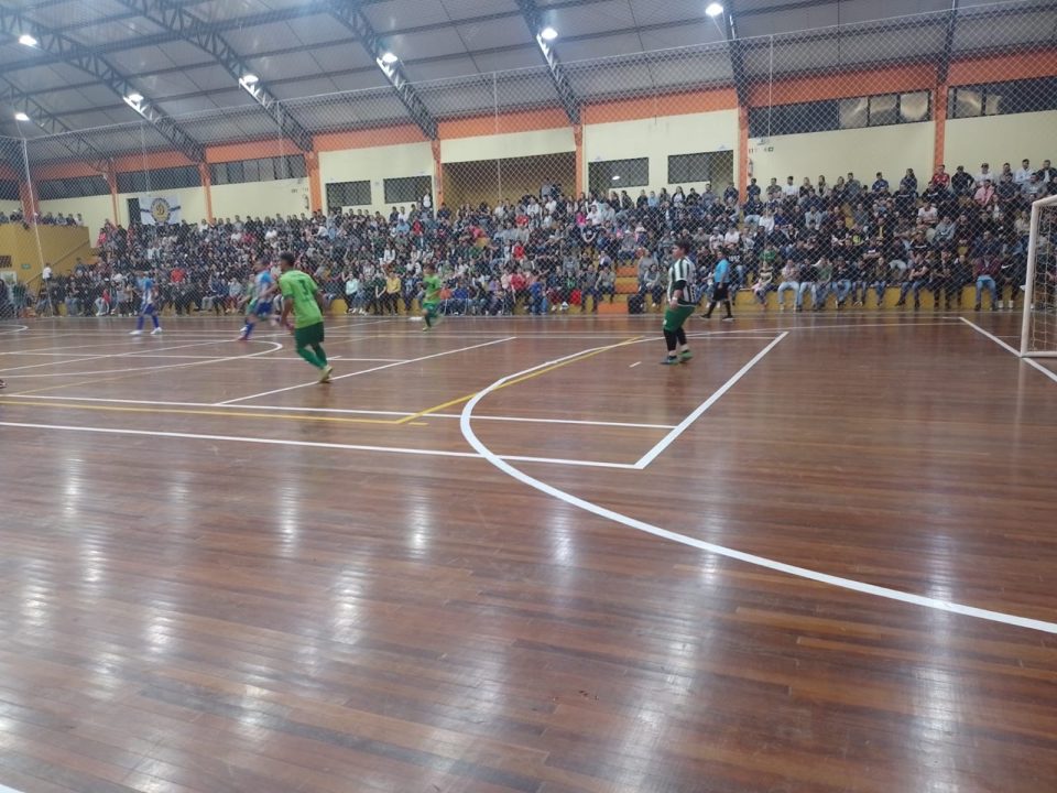 Fagundes Varela - ⚽️ Domingo começa a Copa Bella Festa O Campeonato  Municipal de Futsal – Copa Bella Festa, que já é tradição em nosso  município, inicia neste domingo, dia 27/08, no